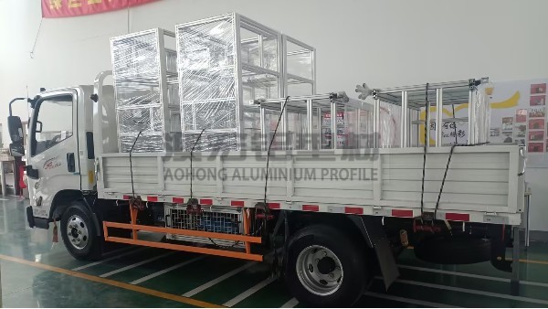 別再煩惱！解析工業鋁型材加工四大常見難題與對策